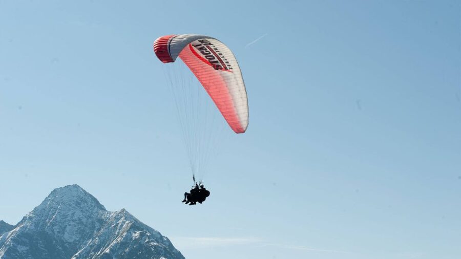 Mayrhofen: Paragliding Flight Experience Over Mountains - Safety Briefing That Helps You Enjoy the Air