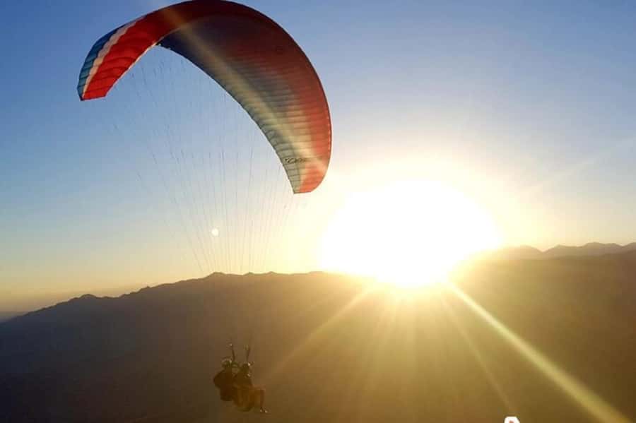 Mendoza: Paragliding Tandem Flight with Instructor - Pre-flight briefing: getting ready without experience