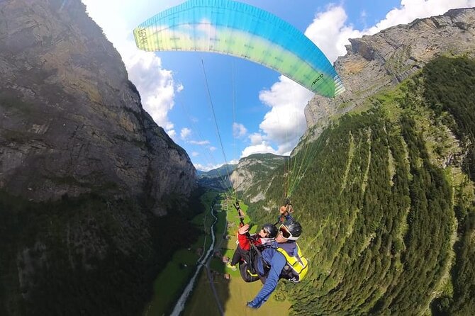 Mürren Lauterbrunnen: Paragliding Panorama Tandem Flights - Gear, camera, and how to feel comfortable during the flight