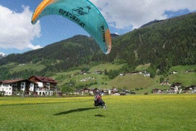 Neustift im Stubaital: Morning Paragliding Experience - Cable car ride to the takeoff zone: why the lift matters