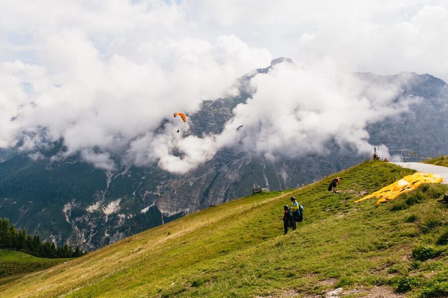 Neustift im Stubaital: Tandem Paragliding Flight - Who should book this flight, and who should skip it