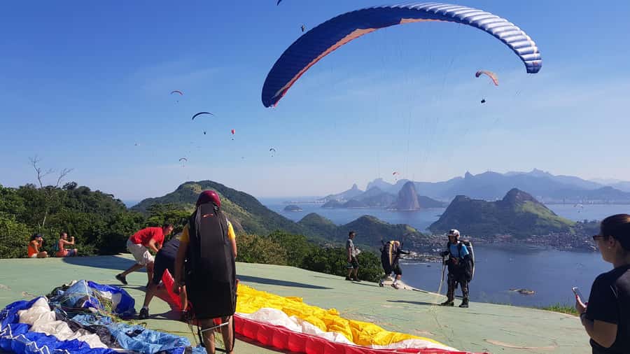 Niterói: Paragliding Experience with GoPro Photos and Video - The Safety Briefing You Actually Need (and How the Gear Supports It)