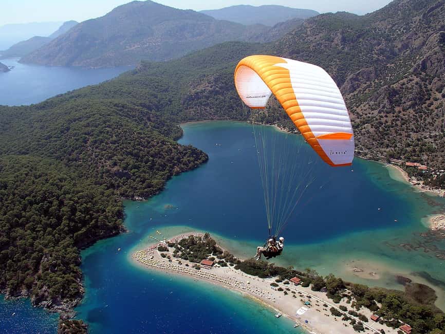 Ölüdeniz: Fethiye Tandem Paragliding w/ Hotel Pickup - Safety briefing and tandem flight: you’re not the pilot