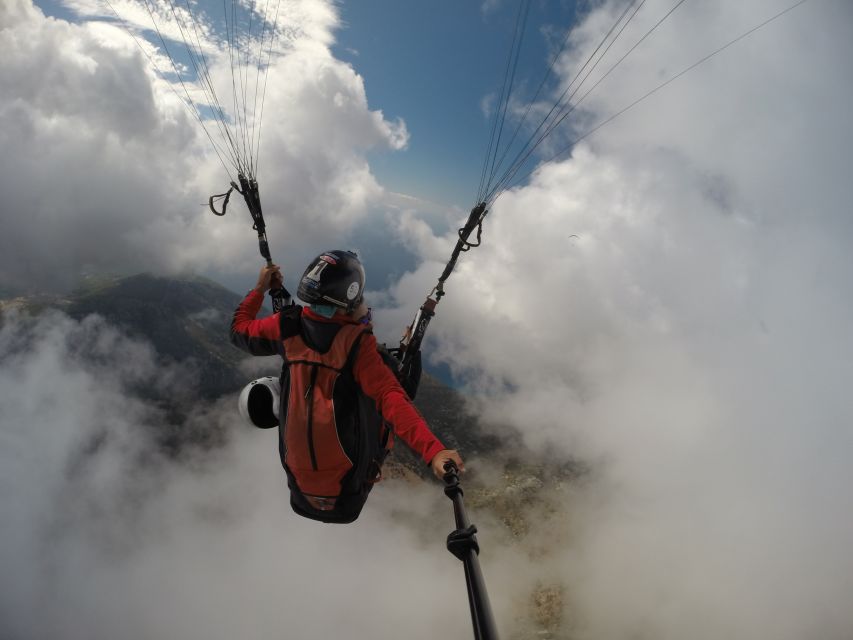 Oludeniz: Tandem 30-Minute Paragliding Flight - Landing and the ride back to your meeting point