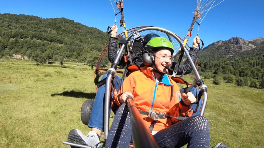 Panticosa: Pyrenees Paragliding Experience - Soaring above the Aragonese Pyrenees: lakes, peaks, and valleys