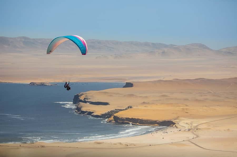 Paracas : Paragliding - Fly Like a Bird - Why Paracas Paragliding Feels Like Quiet Bird Flight