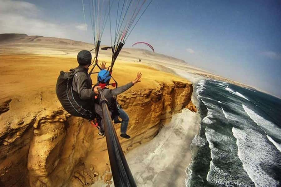 Paracas : Paragliding - Fly Like a Bird - What to Bring (and What Will Matter Once You’re Up There)