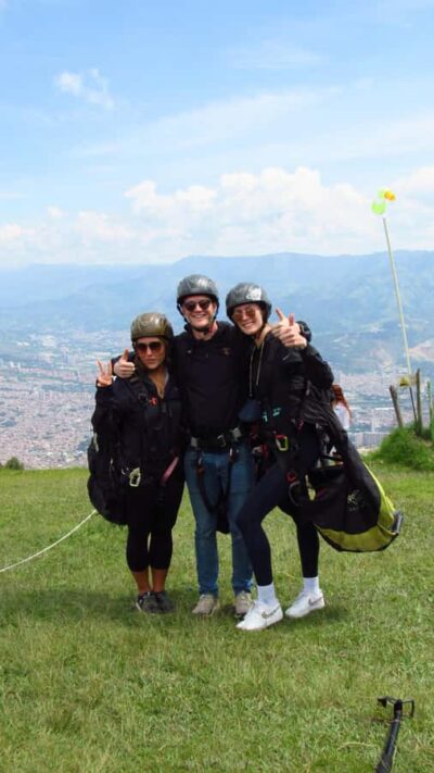 Paraglide over beautiful Medellin - Getting There: Pickup, Mountain Drive, and the 4-Hour Rhythm