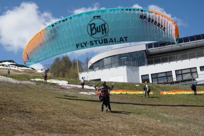 Paragliding adventure in Neustift im Stubaital - Your Tandem Pilot: State-Certified, Safety-First, and Easy to Talk To