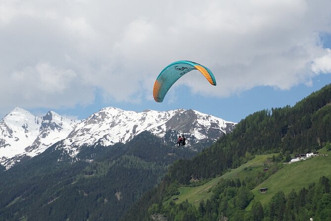 Paragliding adventure in Neustift im Stubaital - Landing in a Wide Meadow (and That Quiet Finish)