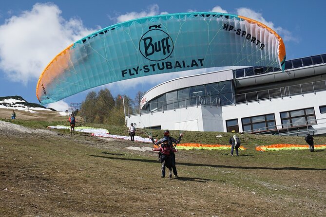 Paragliding adventure in Neustift im Stubaital - Your Tandem Pilot: State-Certified, Safety-First, and Easy to Talk To