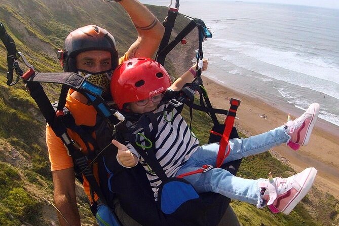 Paragliding Experience Bilbao - The Flight Setup: Two Seats, One Pilot, No Guesswork