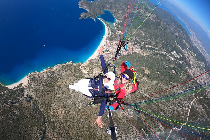 Paragliding Experience in Ölüdeniz - What to watch for: pilot style, weight add-ons, and landings
