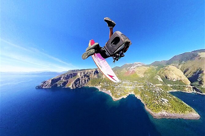Paragliding flight over the Gardens of Ninfa - The actual flight: 15–20 minutes above Ninfa’s gardens and the coast