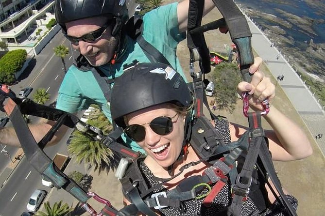 Paragliding in Cape Town (Icarus) - What landing feels like—and why the return is included