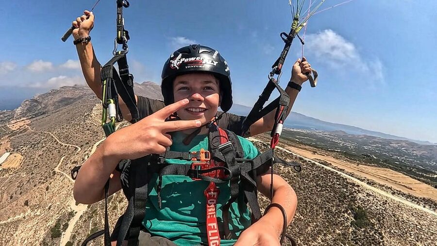 Paragliding in Chania - What to bring: jacket, sports shoes, and the footwear rule