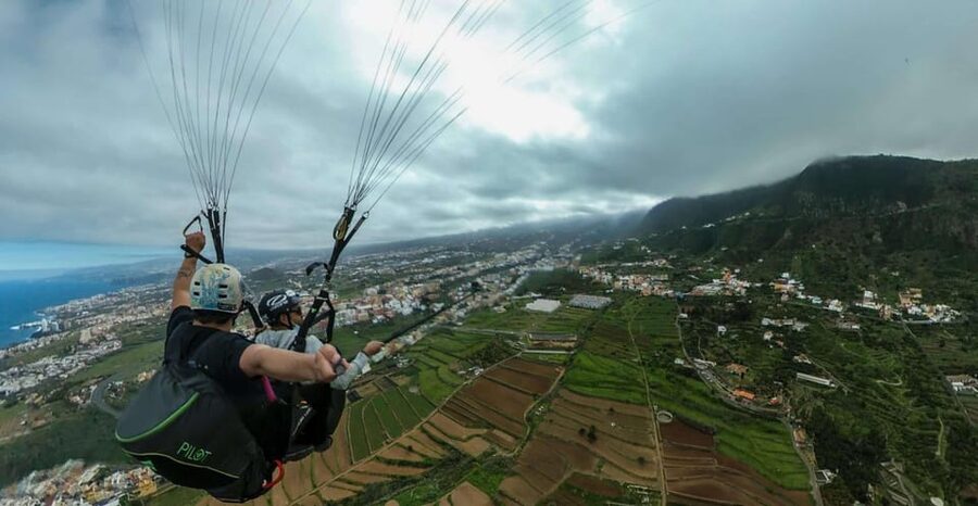 Paragliding in Puerto de la Cruz - If weather changes: Corona Forestal instead of the coast