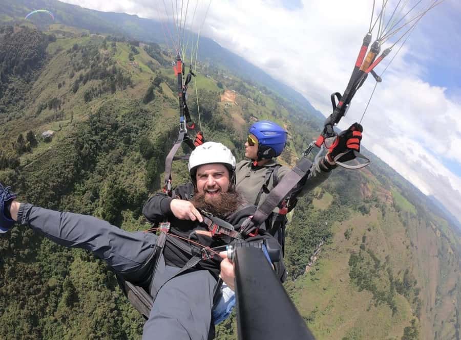 Paragliding Medellin with Transportation and free Videos - From Medellín Pickup to San Félix: Getting to the Launch Without Stress