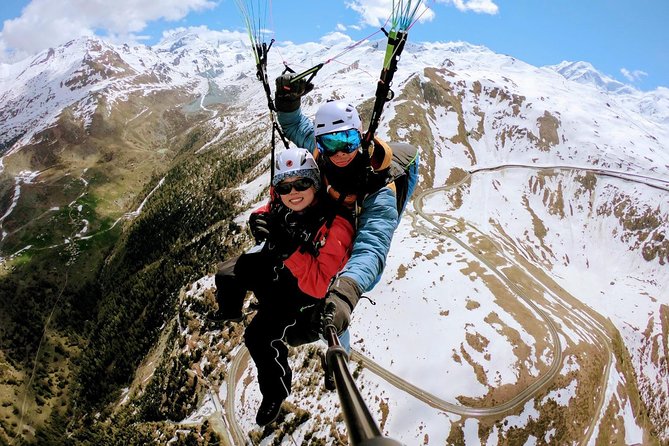 Paragliding mountain flight - Zermatt paragliding: what you’re really buying
