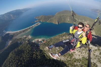 Paragliding Oludeniz Fethiye - Pilot Selection by Ping-Pong Balls: Random, Fast, and Surprisingly Fun