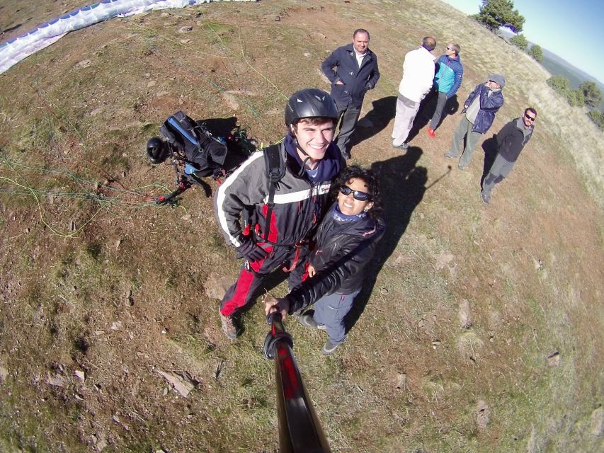 Paragliding Tandem Flight from Madrid - Tandem paragliding that feels safe for first-timers