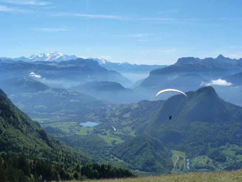 Paragliding Tandem Flight from Madrid - The meeting point in Madrid and what to do first