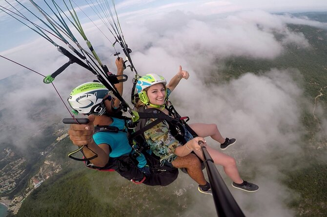 Paragliding Tandem Flight in Corfu - Wind changes everything: When a paramotor flight comes into play