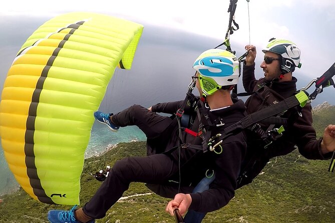 Paragliding Tandem Flight in Corfu - How the day flows: From Vatos pickup to the take-off point