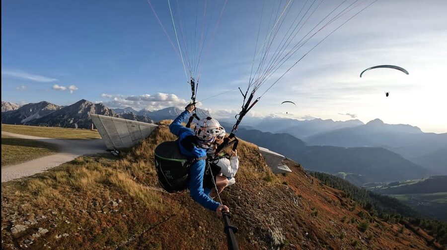 Paragliding Tandem Flight Kronplatz Dolomites Alps - Small-group travel style: why it matters for your comfort