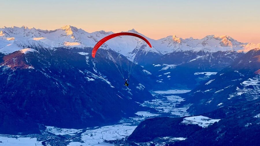 Paragliding Tandem Flight Kronplatz Dolomites Alps - Kronplatz Tandem Paragliding: the real reason it feels easy