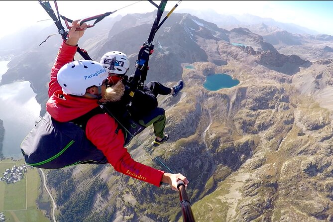 Paragliding Tandem Flights in Engadin - From Ground Run to Lift-Off: What the Launch Really Means