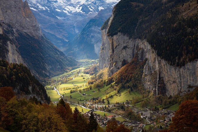 Paragliding Tandem in Switzerland - The alpine views you’ll actually recognize: Titlis and Brunni