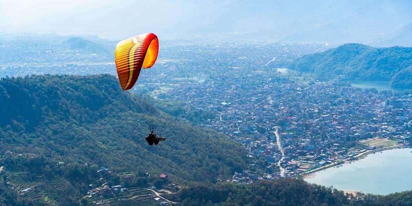 Pokhara Paragliding - Takeoff and landing: what to expect in real time