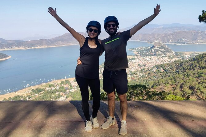 Private Paragliding Flight in Valle de Bravo with Instructor - English-Friendly Private Tour With Real Weather Management