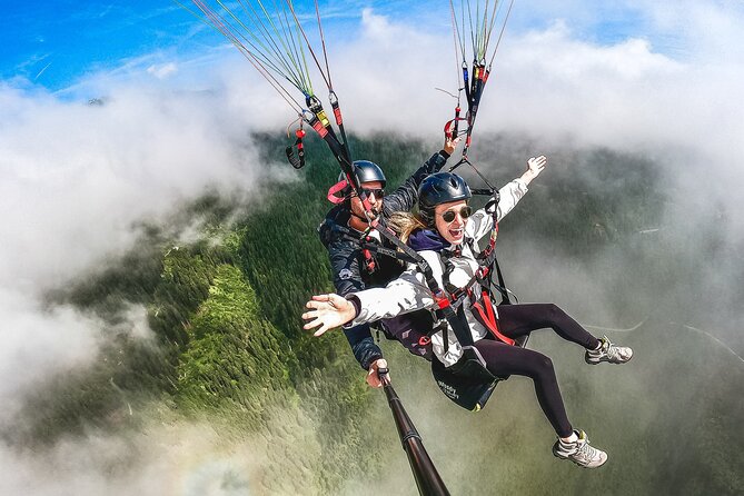 Private tandem flight Classic from the Schmittenhöhe in Zell am See - In the air over Lake Zell and Hohe Tauern National Park