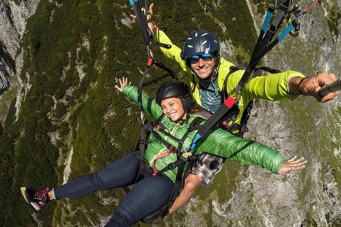 Private Tandem Paragliding Werfenweng Mt Bischling - Landing and Ground Time: The Short Walk and Easy Finish