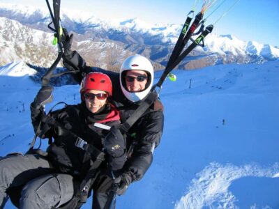 Queenstown: Tandem Paraglide - Winter - Coronet Peak 5400ft - Who This Suits Best in Winter (Weight, Age, and the Small-Group Factor)