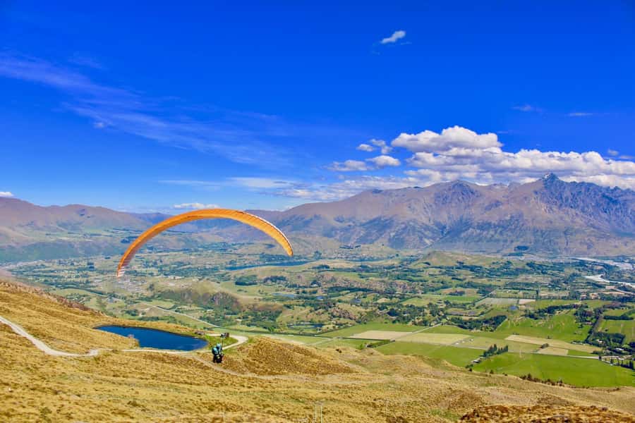 Queenstown: Tandem Paragliding Experience - Getting There Smooth: Camp Street to the Mountain and Back