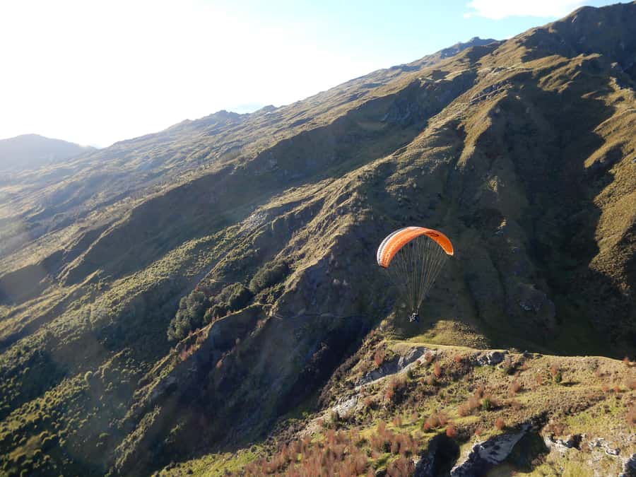 Queenstown: Tandem Paragliding Experience - Choosing Your Style: Relaxed Glide or Asked-For Tricks