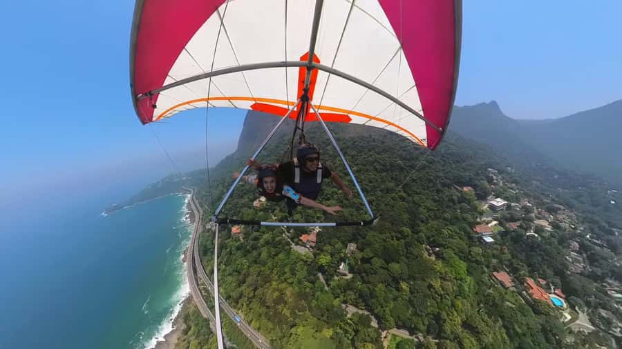 Rio de Janeiro: Hang Gliding or Paragliding Experience - First contact at São Conrado: what you do before you fly