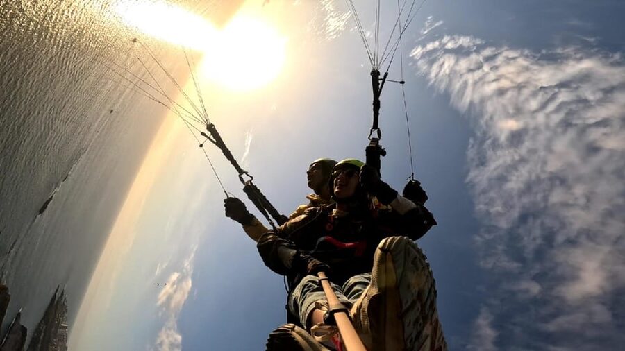 Santa Cruz de Tenerife: Acrobatic Paragliding Flight - Key things you’ll notice fast