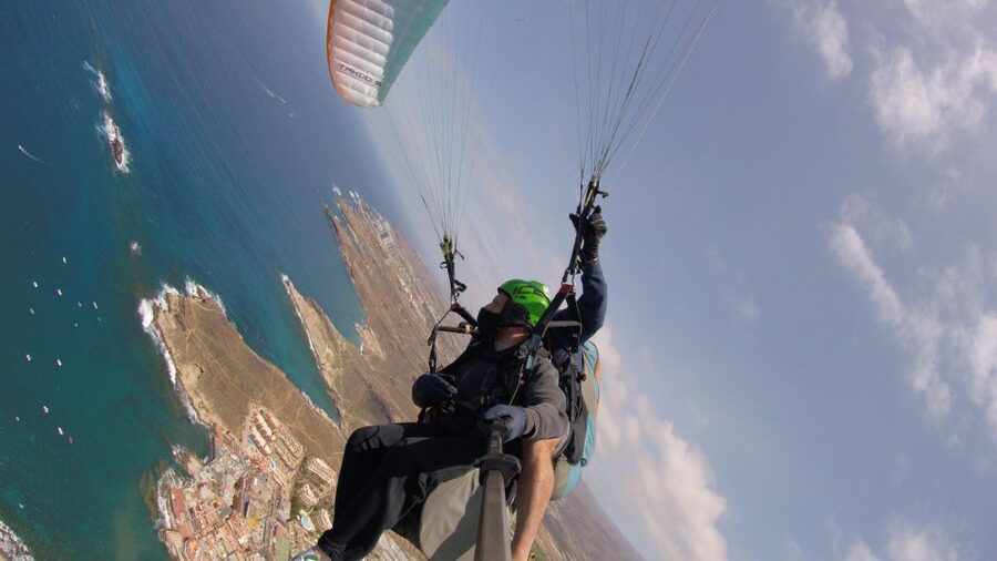 Santa Cruz de Tenerife: Acrobatic Paragliding Flight - Should you book this acrobatic paragliding flight?