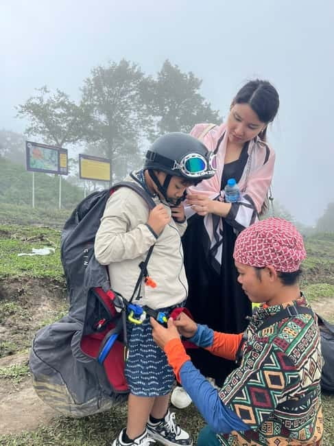 Sapa: Tandem Paragliding Adventure with Pickup & Drop-off - Launch time: what the first seconds feel like
