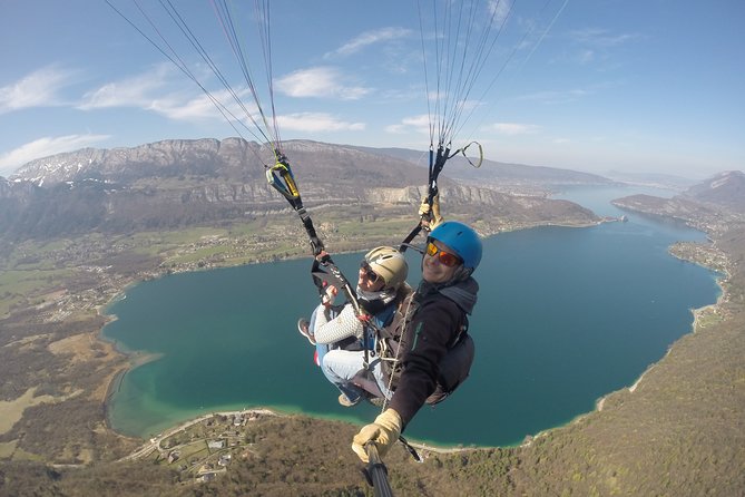 Sensation paragliding flight over the magnificent Lake Annecy - Timing, duration, and why your “1 hour approx.” can feel different
