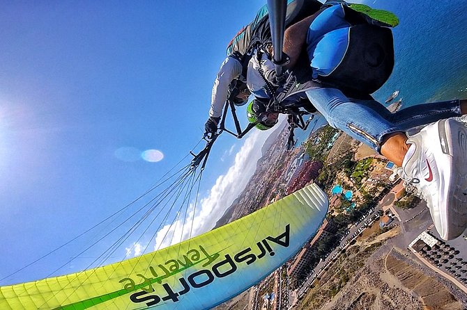 SILVER 1000m paragliding tandem flight above South Tenerife - Safety, weight limits, and who this tandem flight fits best