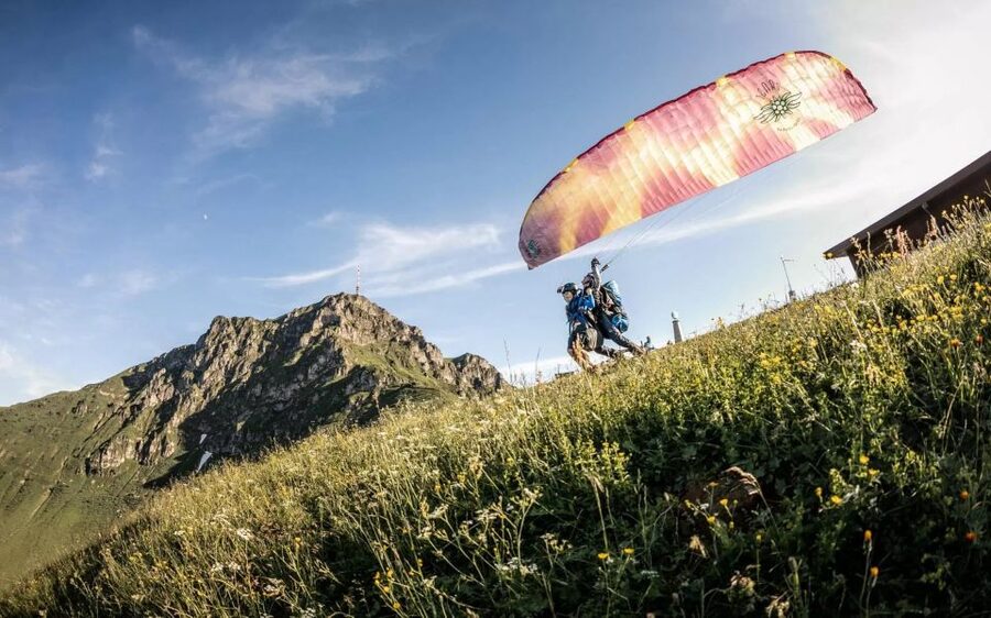 St Johann in Tirol: Tandem Paragliding - The 20-minute cable car ride that sets the tone
