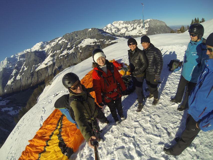 Stans: Tandem Paragliding Experience - Language Options and Private Group Style