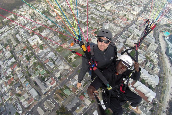 Tandem Paragliding Cape Town Experience TABLE MOUNTAIN PARAGLIDE - The flight experience: airtime, motion, and what to watch for