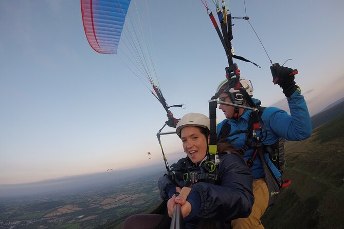 Tandem Paragliding Experience in the Brecon Beacons - The 10-Minute Lesson That Makes the Whole Thing Work