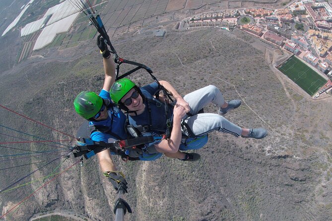 Tandem Paragliding Flight in Costa Adeje from 1100m - What the Takeoff Feels Like (and Why It’s Usually Not a Panic Moment)